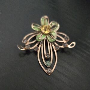 Elegant Green and Gold Floral Brooch